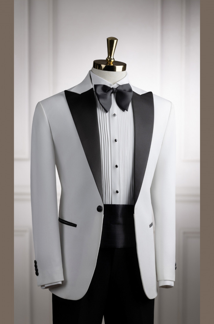 VE.006a Vest trắng cổ nhọn đen 1 nút cao cấp A Vest trắng cổ nhọn đen 1 nút cao cấp