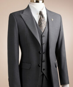 Vest xám chuột cổ nhọn cao cấp đột chỉ 2 nút