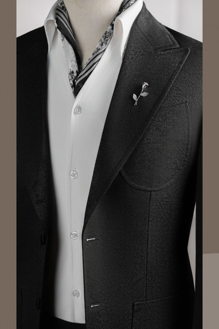 Vest đen vải gấm cổ nhọn Vest đen vải gấm cổ nhọn