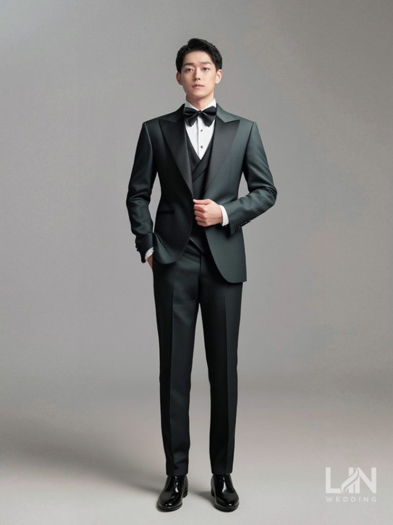 DARK GREEN TUXEDO – CHẤT RIÊNG CHO CHÚ RỂ KHÔNG NGẠI NỔI BẬT