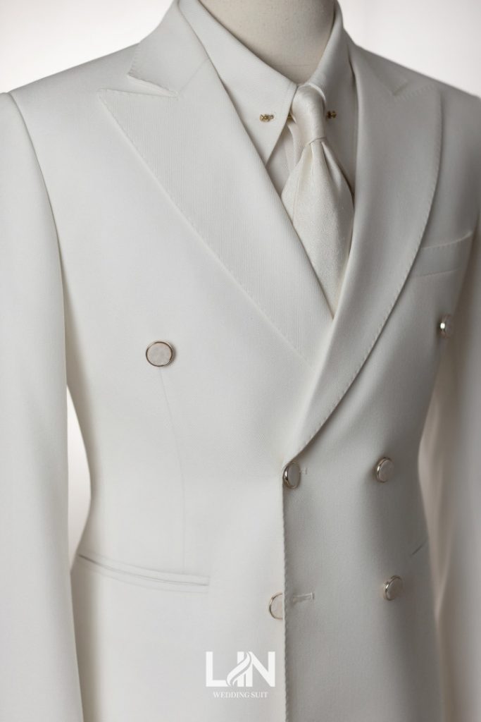 SUIT FULL WHITE 6 CÚC – DẤU ẤN TINH KHÔI CHO CHÀNG RỂ