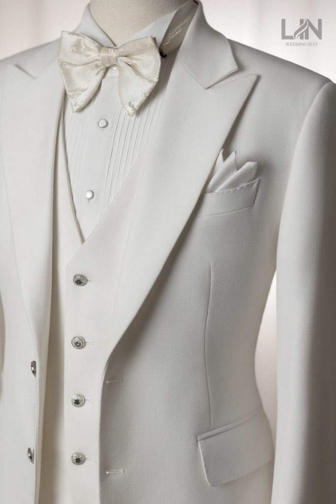 SUIT FULL WHITE – ĐẲNG CẤP TINH KHÔI, VẺ ĐẸP KHÓ CƯỠNG