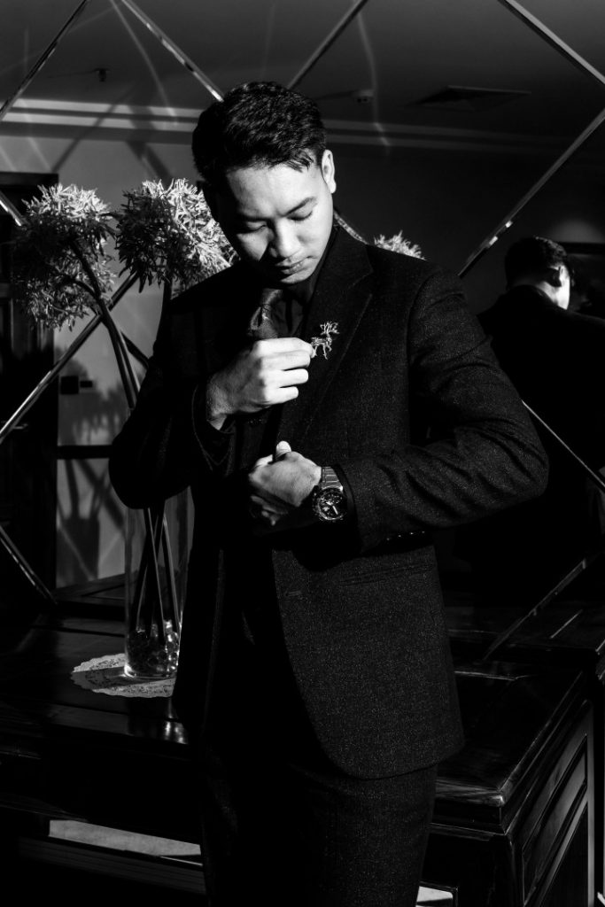 LỊCH LÃM - TỎA SÁNG - KHẲNG ĐỊNH THẦN THÁI CHÚ RỂ VIỆT ANH