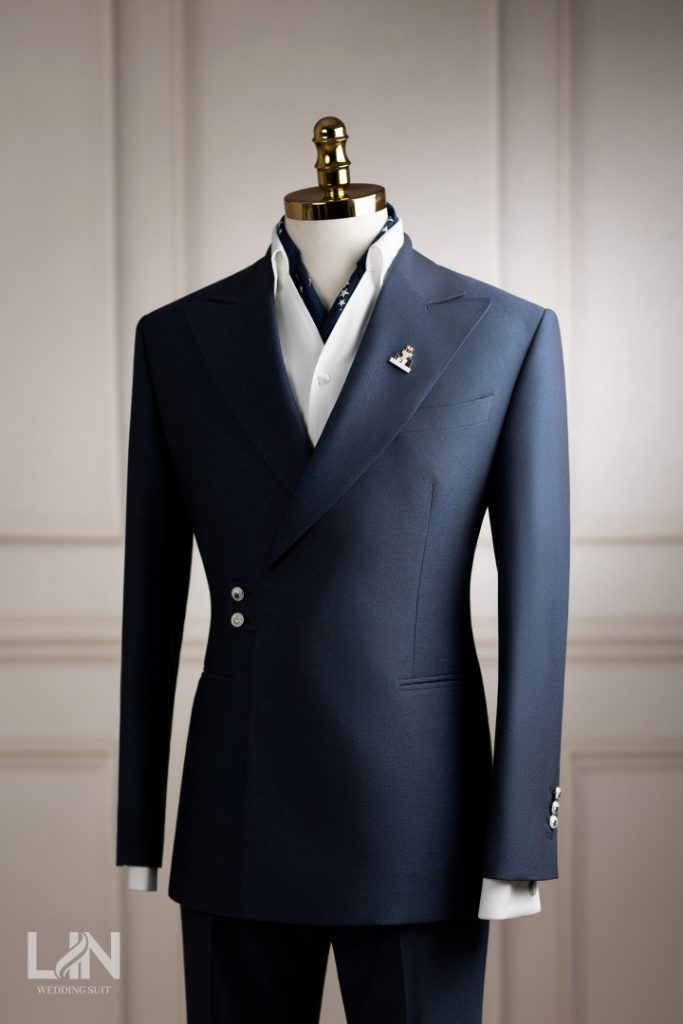 VEST XANH NAVY CÚC CÀI CHÉO – PHONG THÁI QUÝ ÔNG HIỆN ĐẠI
