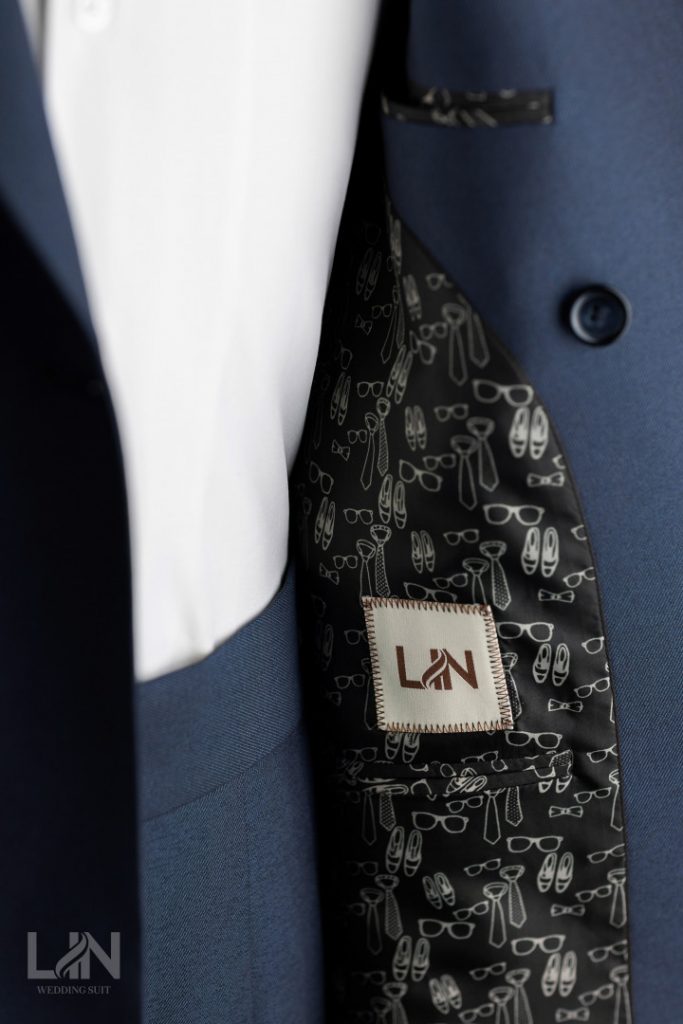 VEST XANH NAVY CÚC CÀI CHÉO – PHONG THÁI QUÝ ÔNG HIỆN ĐẠI