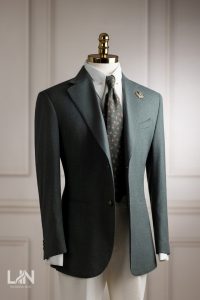 VEST XANH CỔ VỊT – PHONG CÁCH HIỆN ĐẠI CHO CHÀNG RỂ ĐẲNG CẤP