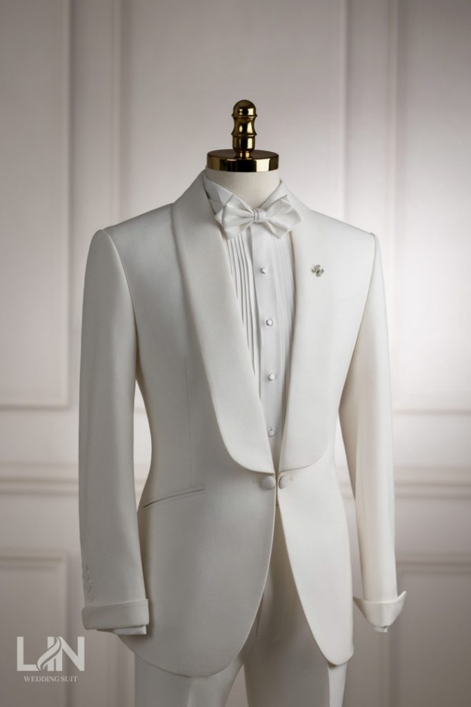 TUXEDO FULL WHITE – ĐỈNH CAO THANH LỊCH CHO NGÀY TRỌNG ĐẠI