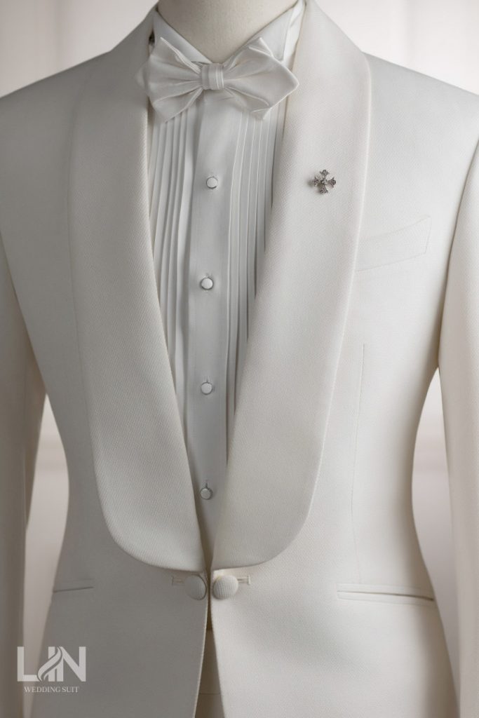 TUXEDO FULL WHITE – ĐỈNH CAO THANH LỊCH CHO NGÀY TRỌNG ĐẠI
