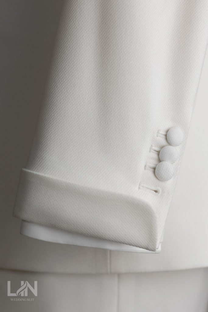 TUXEDO FULL WHITE – ĐỈNH CAO THANH LỊCH CHO NGÀY TRỌNG ĐẠI