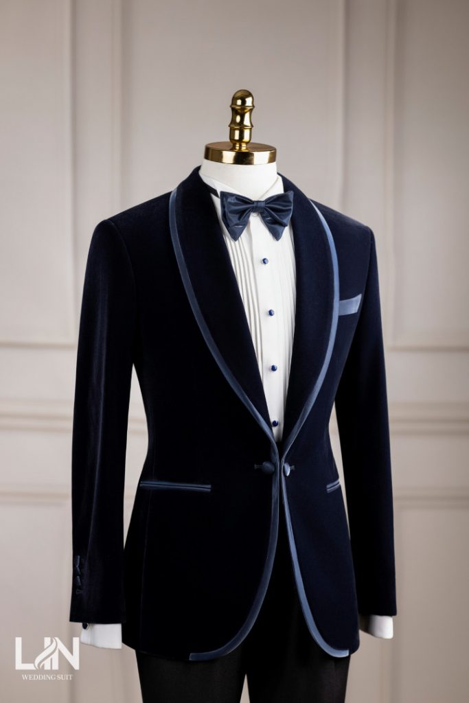 TUXEDO NHUNG XANH NAVY – BẢN LĨNH CHÚ RỂ THỜI THƯỢNG