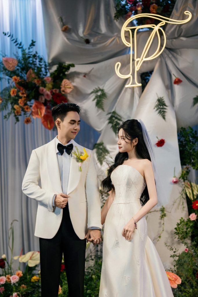 BẰNG PHI & NGỌC THÚY – YÊU LÀ CÙNG NHAU TỎA SÁNG