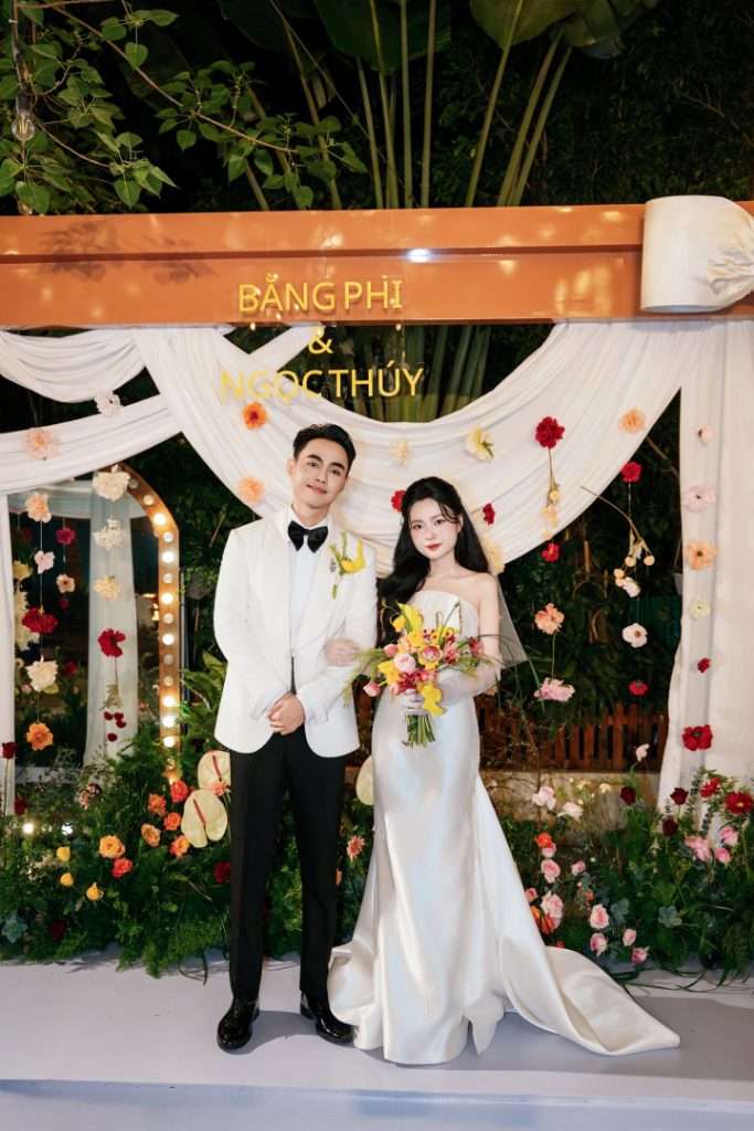 BẰNG PHI & NGỌC THÚY – YÊU LÀ CÙNG NHAU TỎA SÁNG