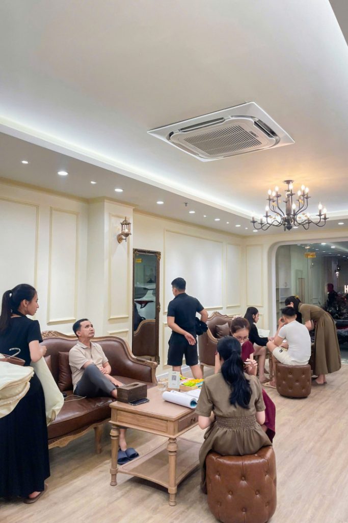 HẬU TRƯỜNG MÙA CƯỚI – LIN LUÔN SẴN SÀNG