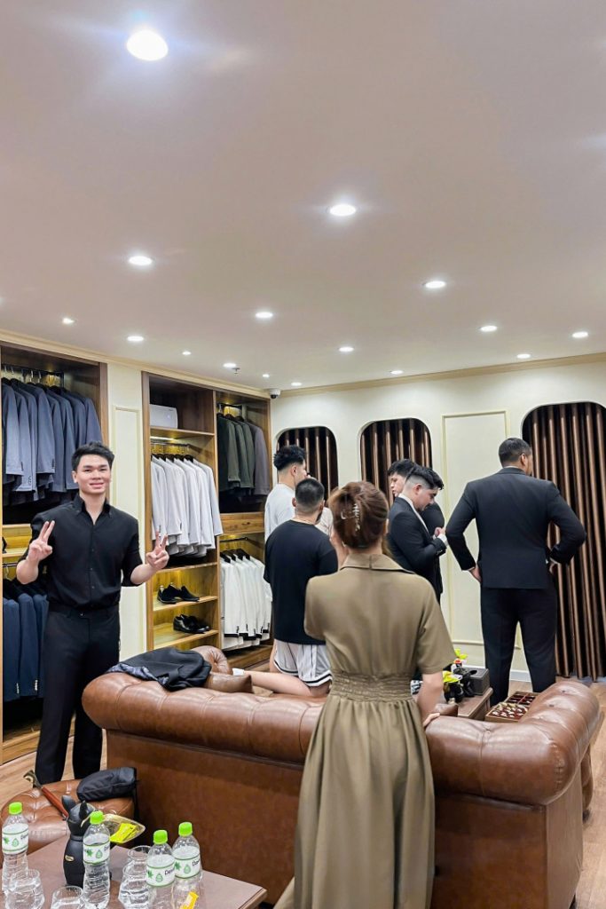 HẬU TRƯỜNG MÙA CƯỚI – LIN LUÔN SẴN SÀNG