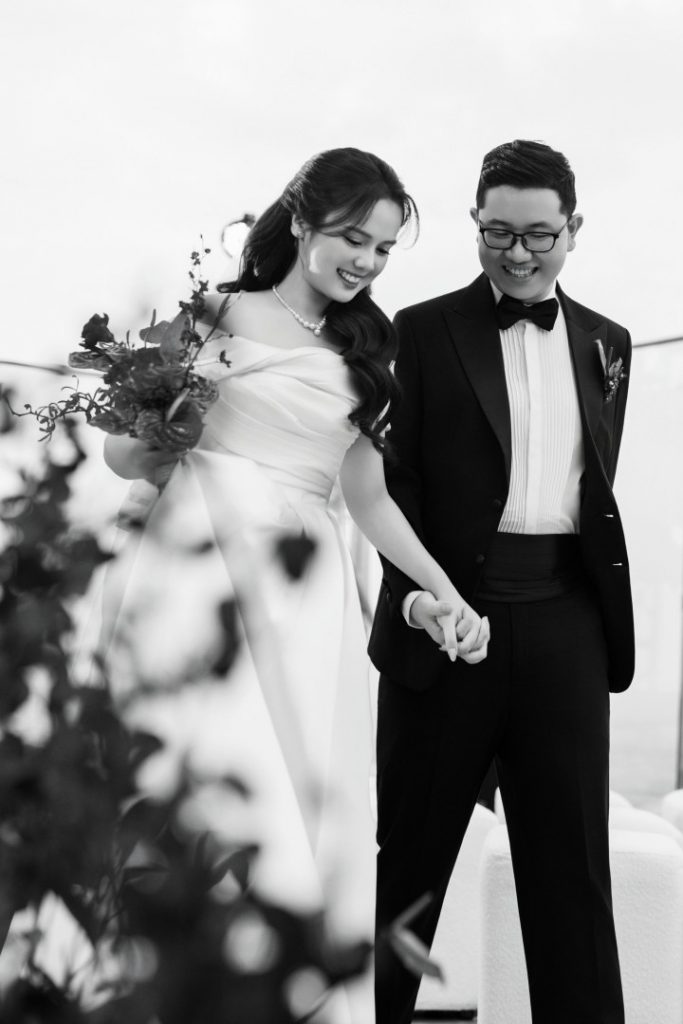 Hoàng Huy & Phương Giang – Khoảnh khắc hạnh phúc trên đỉnh Landmark 81