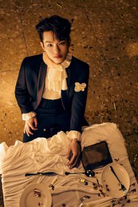 Ca sĩ Bùi Trường Linh trong bộ tuxedo chuẩn chỉnh từ LIN