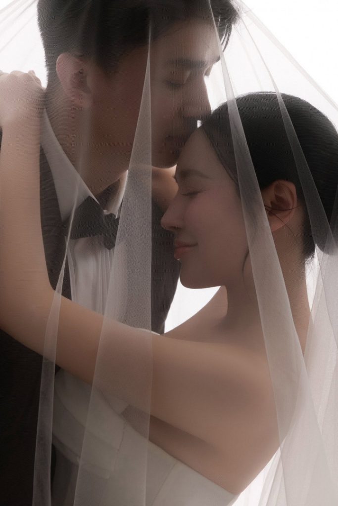 KHÁNH LINH & VIÊN VIBI – LƯU GIỮ THANH XUÂN TRONG TỪNG KHUNG HÌNH