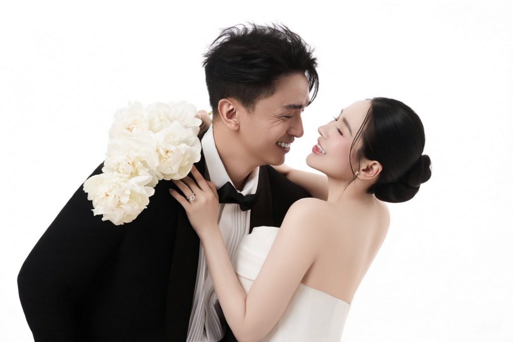 KHÁNH LINH & VIÊN VIBI – LƯU GIỮ THANH XUÂN TRONG TỪNG KHUNG HÌNH