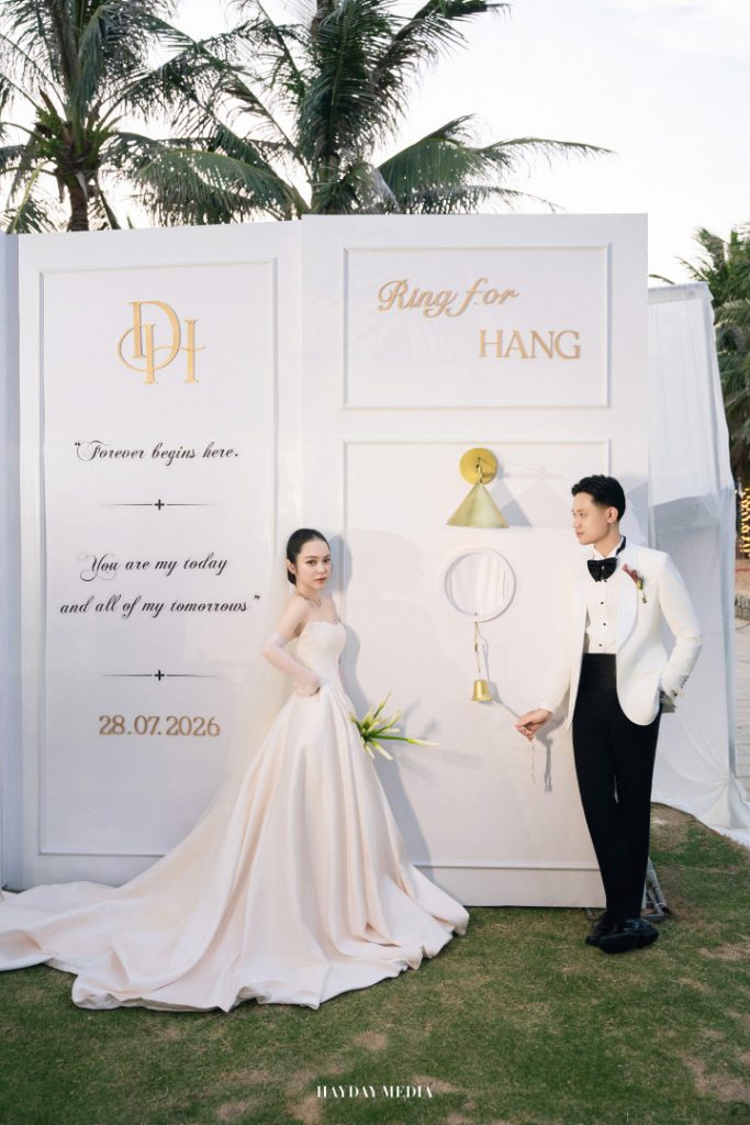THÀNH ĐẠT & CHÂU HẰNG – CHẠM TỚI CẢM XÚC TRONG GIÂY PHÚT TRAO LỜI THỀ NGUYỆN