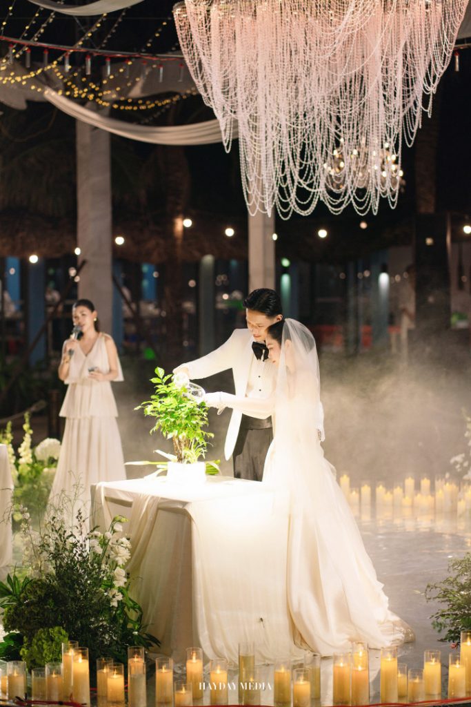THÀNH ĐẠT & CHÂU HẰNG – CHẠM TỚI CẢM XÚC TRONG GIÂY PHÚT TRAO LỜI THỀ NGUYỆN
