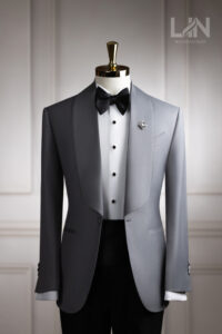 TUXEDO XÁM XƯỚC – VẺ LỊCH LÃM KHÔNG CẦN PHÔ TRƯƠNG