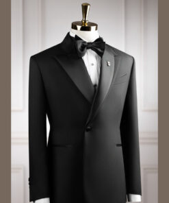 Tuxedo đen gấm ve layer thiết kế 1 cúc cài chéo