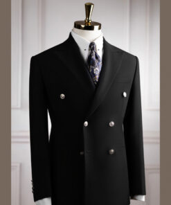 Vest đen cổ nhọn 6 cúc