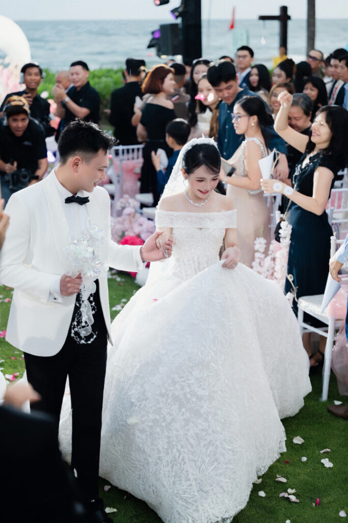 VĂN ĐẠT & NGỌC HÂN – LỜI HẸN ƯỚC GIỮA BIỂN XANH